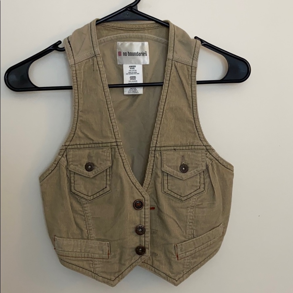 100% cotton vest in very good condition